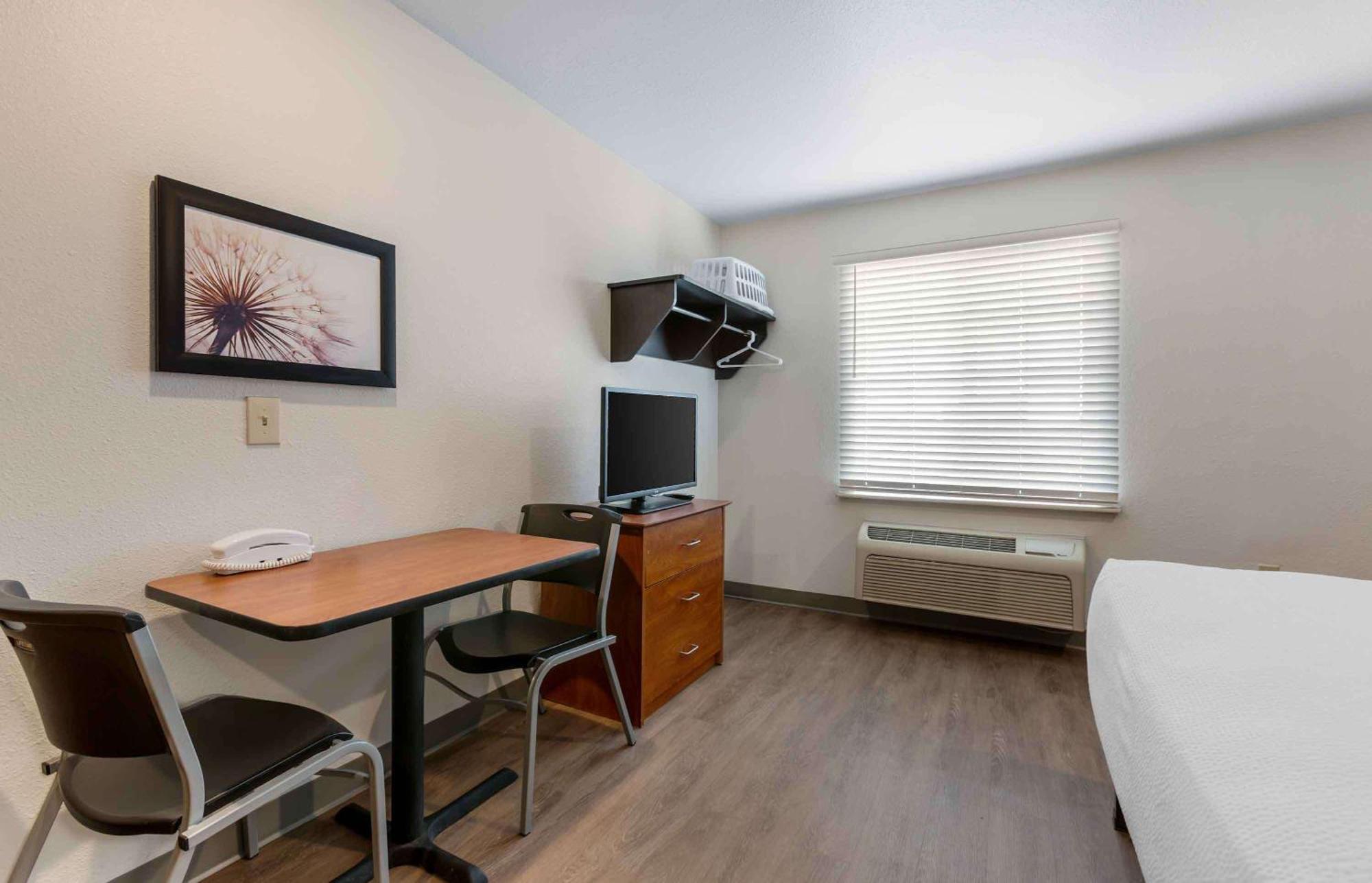 Extended Stay America Select Suites - El Paso - East Exterior photo
